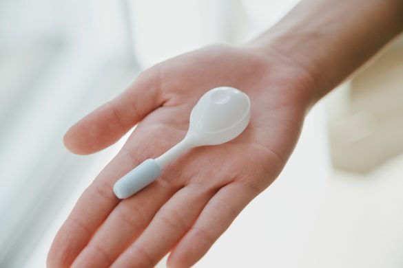 手のひらにおさまるコンパクトサイズ