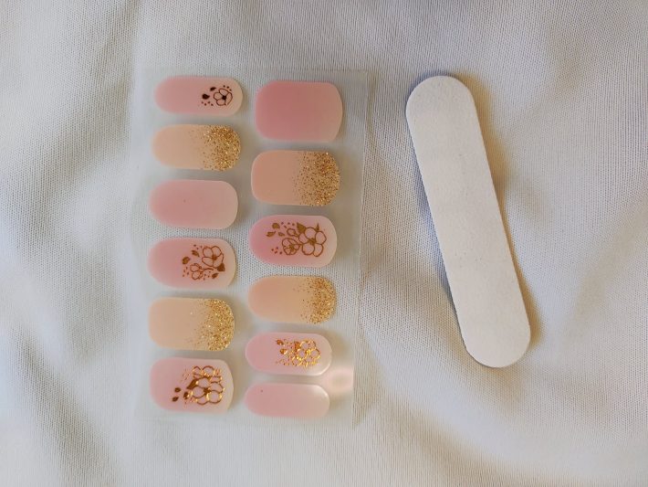 キャンドゥ　桜ネイル