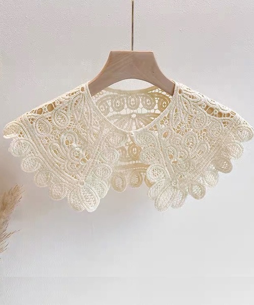 レースのつけ襟