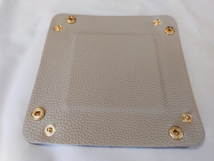 デコホーム　アクセサリーケース