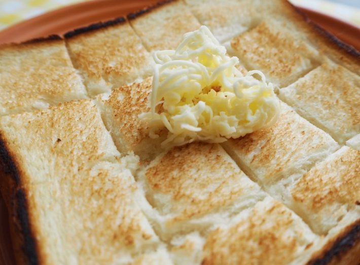 トーストの上にのせるとバターがほろほろ溶ける