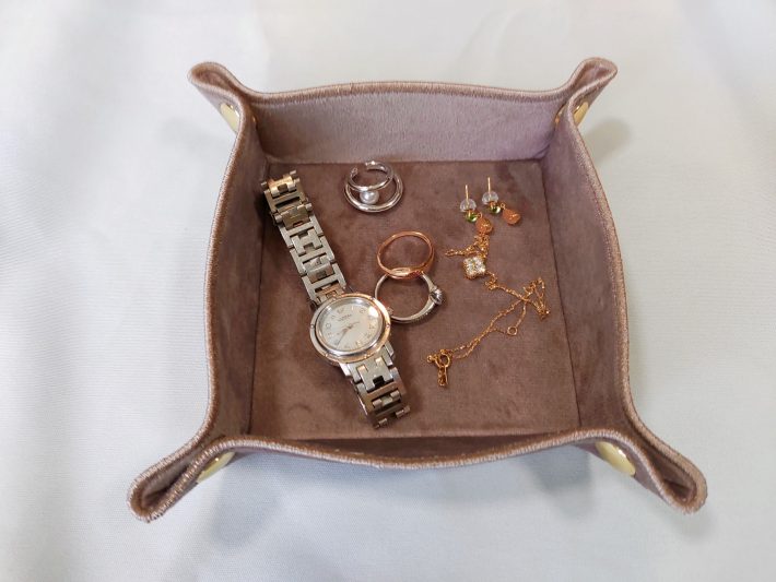 デコホーム　アクセサリーケース