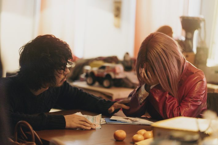 日本では若い人がメインの作品が多いことに疑問