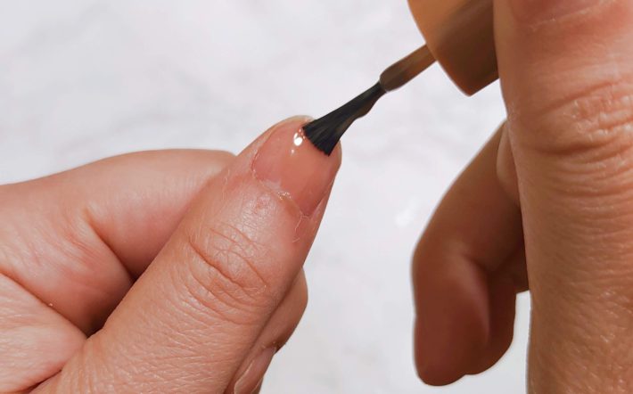 ロムアンド　ローソン　ネイル