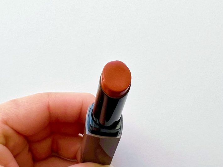 リップカラーシールドのフィグブラウン