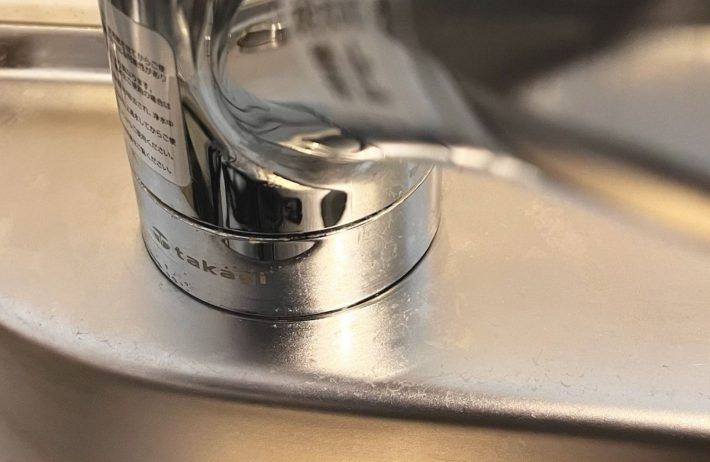 ピカピカになったキッチン蛇口