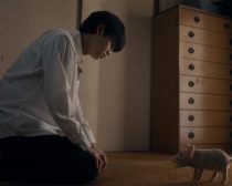 (C) 2023「イカロス 片羽の街」フィルムパートナーズ