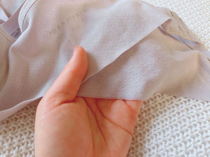 ノンワイヤーブラジャーのアンダーベルト