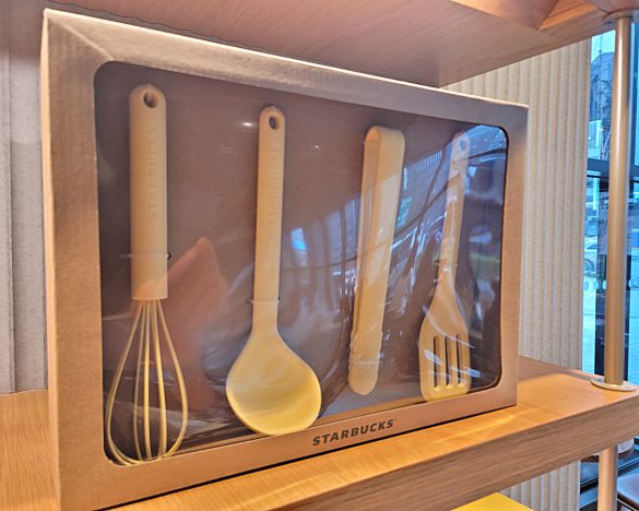 新生活にもピッタリなキッチンツールセット。シンプルながらもおしゃれです