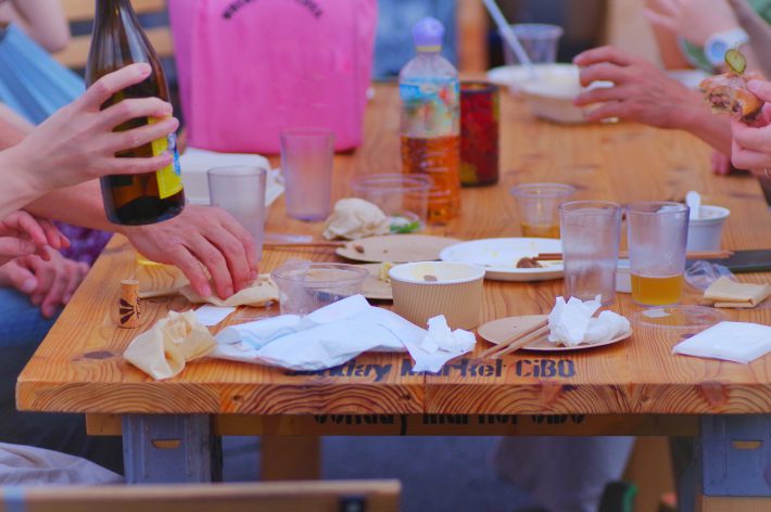 まるで奴隷扱い