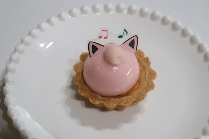 プリンのいちごプリンあじのタルト