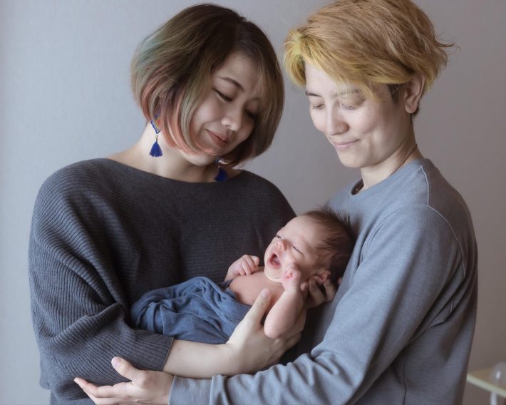 左から長村さと子さん、息子さん、茂田まみこさん