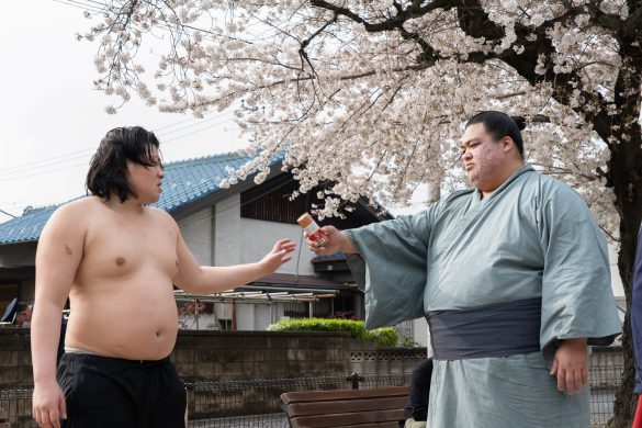 Netflixシリーズ「サンクチュアリ -聖域-」独占配信中