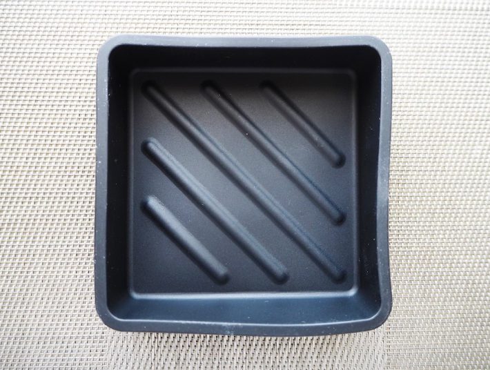 ダイソー　シリコーン時短調理トレー