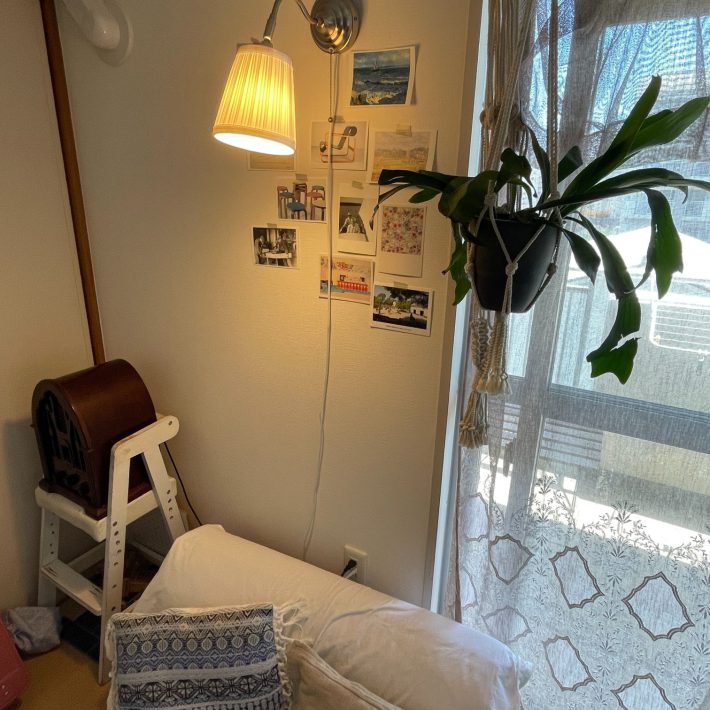 壁付けの間接照明