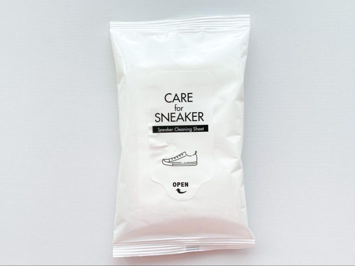 ダイソー「スニーカークリーナーシート」（税込110円）