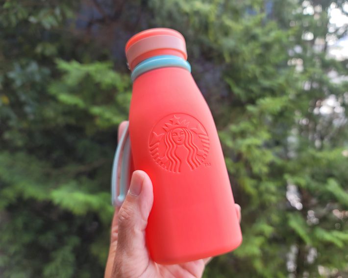 私は、コーラルピンクを購入しました