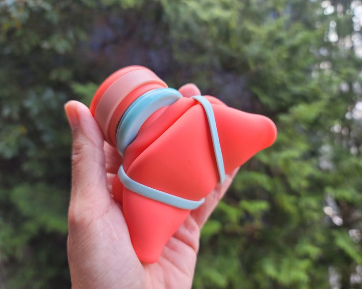 スタバからついに登場。おりたためるシリコンボトルはどう使う？