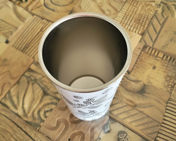 このシンプルさが使いやすく、自宅で冷たいドリンクを飲むときに活躍しそうです