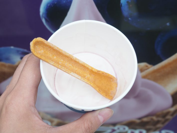 ミニストップ「食べるスプーン」ソフトクリーム