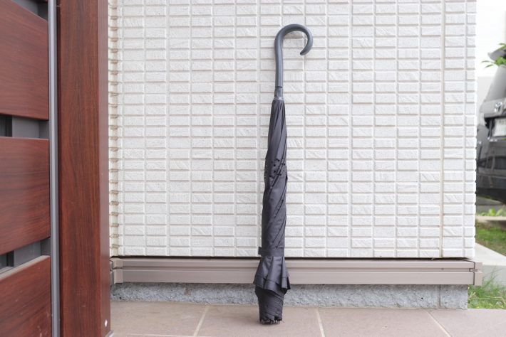 3COINSの逆開き傘（税込1100円）