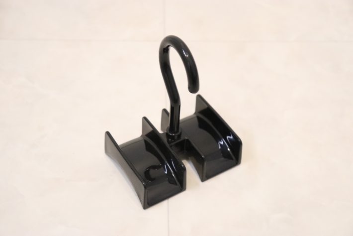 ダイソー「バッグハンガー（ダブル）」税込110円