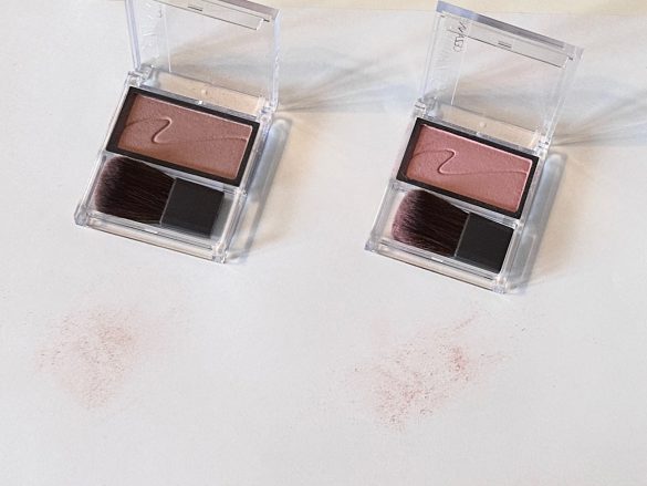 画像は右から「01 フォギーローズ」「02　シナモンブラウン」