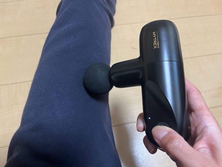 手軽に使えるマッサージガン