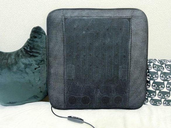 3coins_blowingcushion_230614