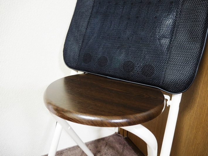 3coins_blowingcushion_230614