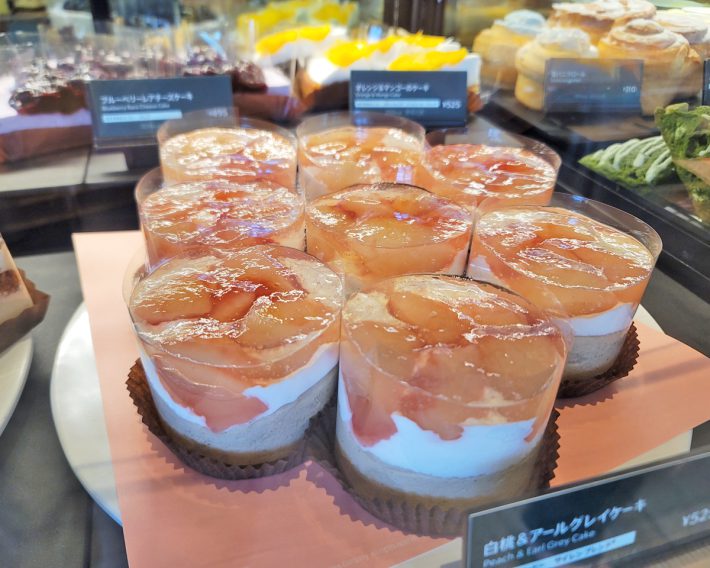 白桃＆アールグレイケーキ（525円）