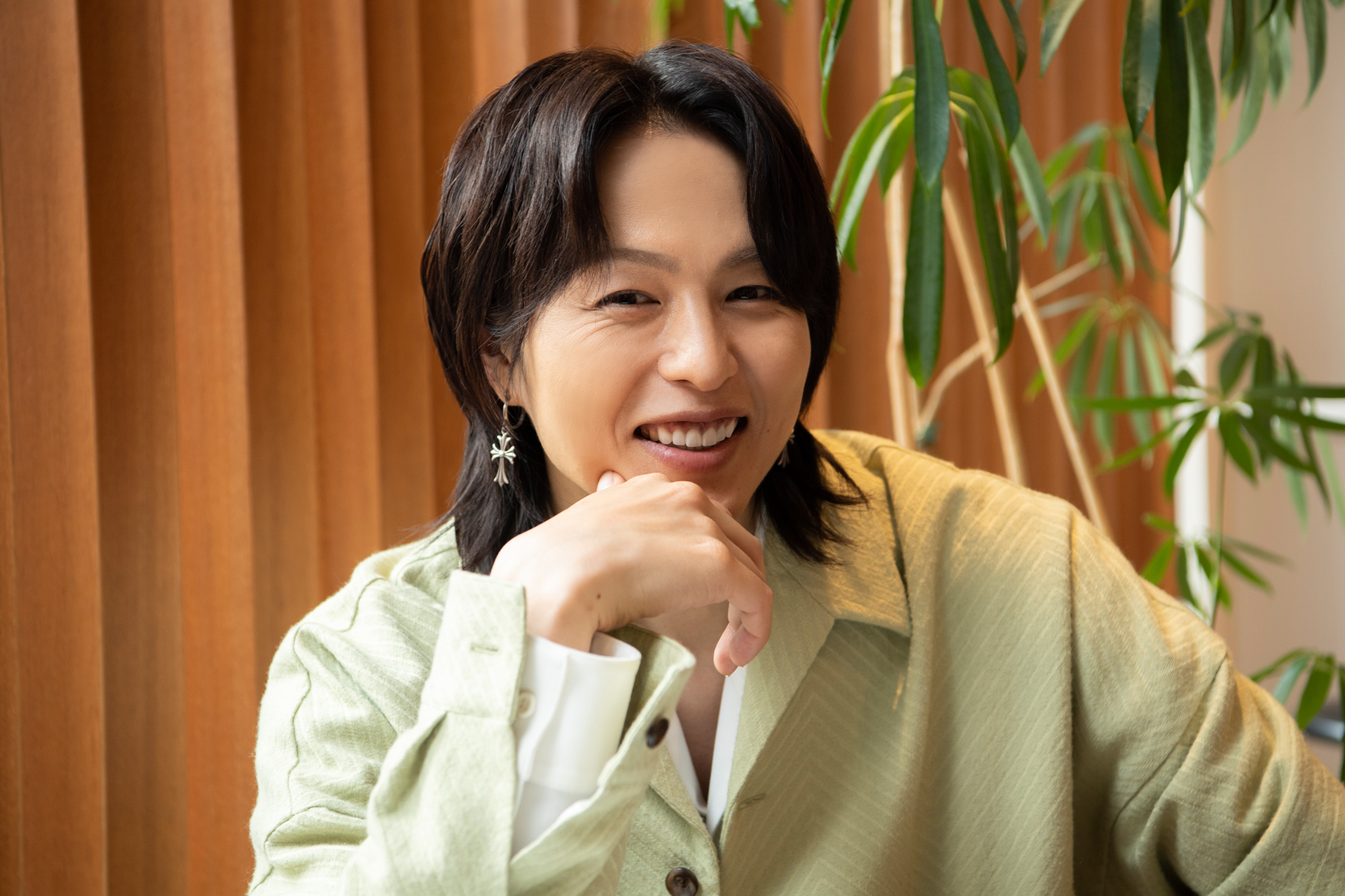 【新版】YOUPAPER 新木宏典 掲載2ページ（ストレート）#6778 40歳、改名、芸能生活20周年…節目の1冊「だけど、僕のアップが少ないん