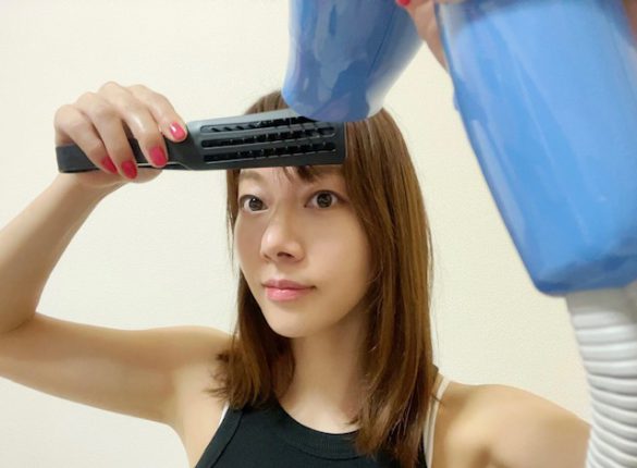 ヘアトングブラシ