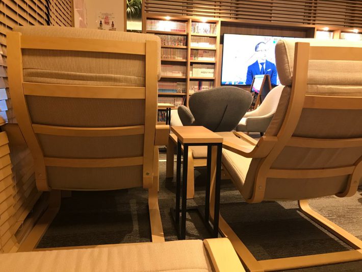 くつろげるラウンジ