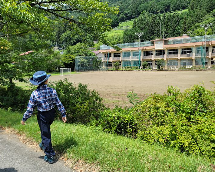 人口520人の村を歩いてみました