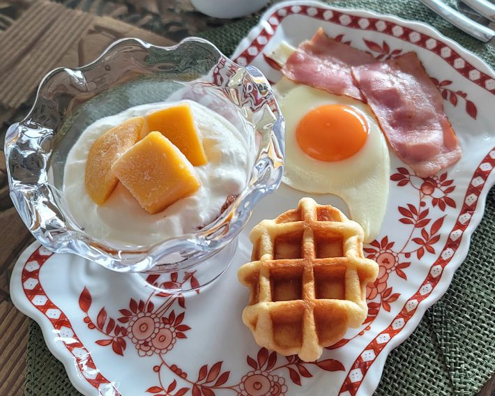 朝ごはんにパンや目玉焼きの隣に乗せてみると、華やかな雰囲気に。子どもも喜びます