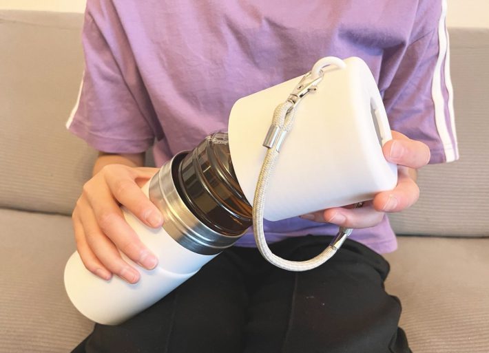 600mlのお茶もすっぽり収まる