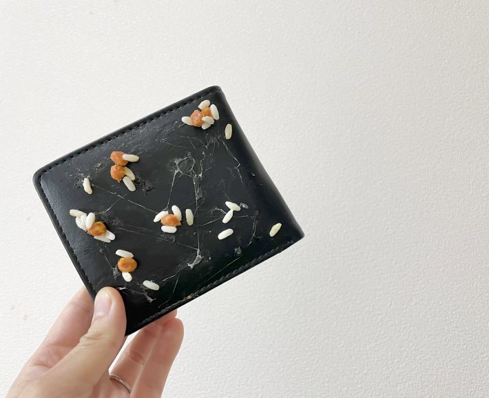 スリたくない、納豆ご飯まみれの財布