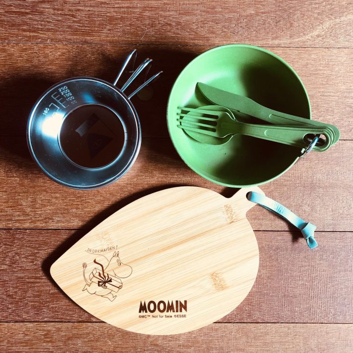 ムーミンのリーフ型カッティングボード