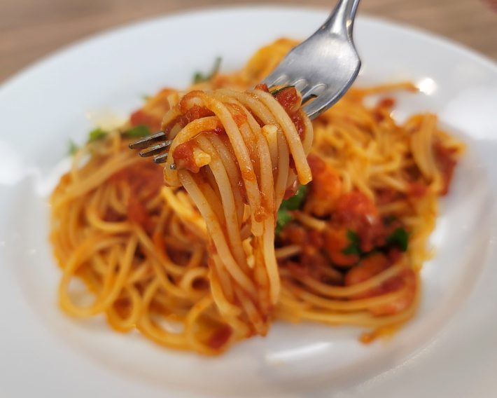 スパゲッティ 海老のマリナーラ