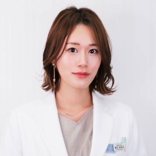 横山　歩依里先生