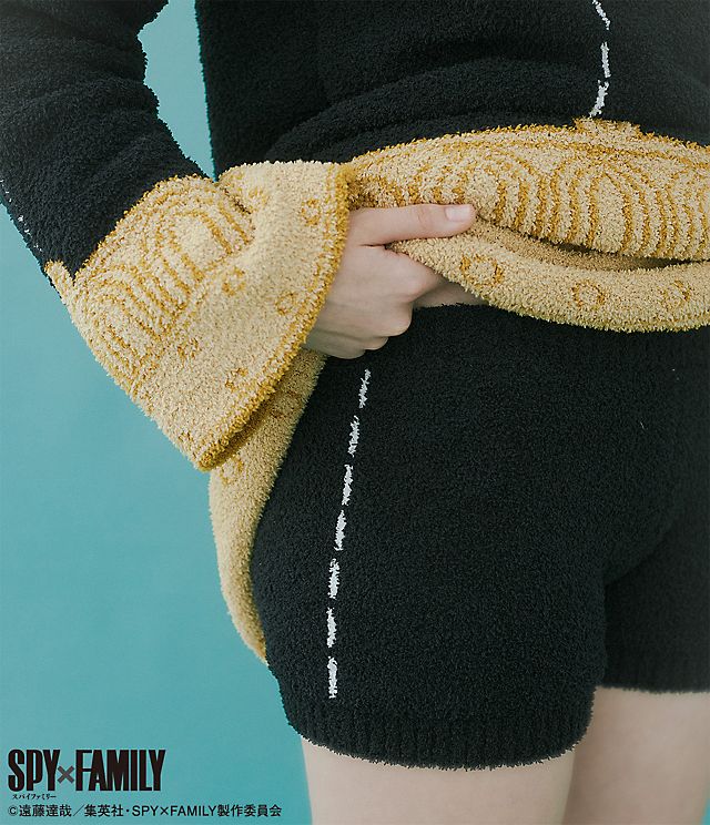 ショートパンツアーニャ