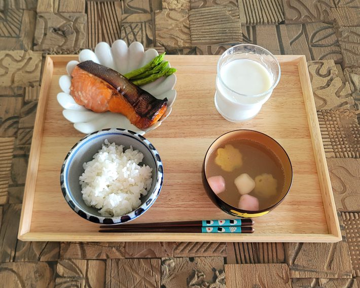 朝ごはんのおかずに合わせると、新米の良さがわかりやすい