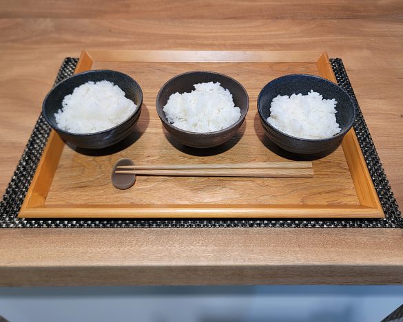 左から、ミルキークイーン、雪若丸、こしひかり