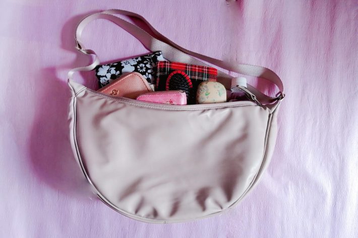 UNIQLO:Cのレザータッチラウンド