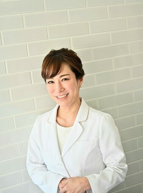 篠田　令奈先生