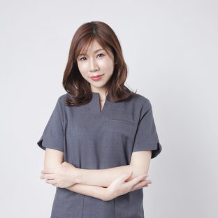 一条　英里先生