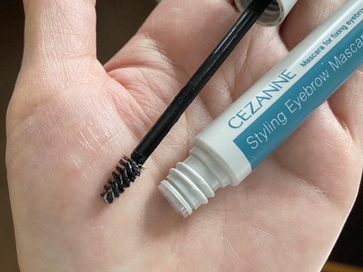 セザンヌ スタイリングアイブロウマスカラ