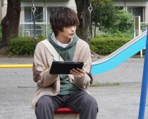 木曜劇場『いちばんすきな花』第2話より ©︎フジテレビ