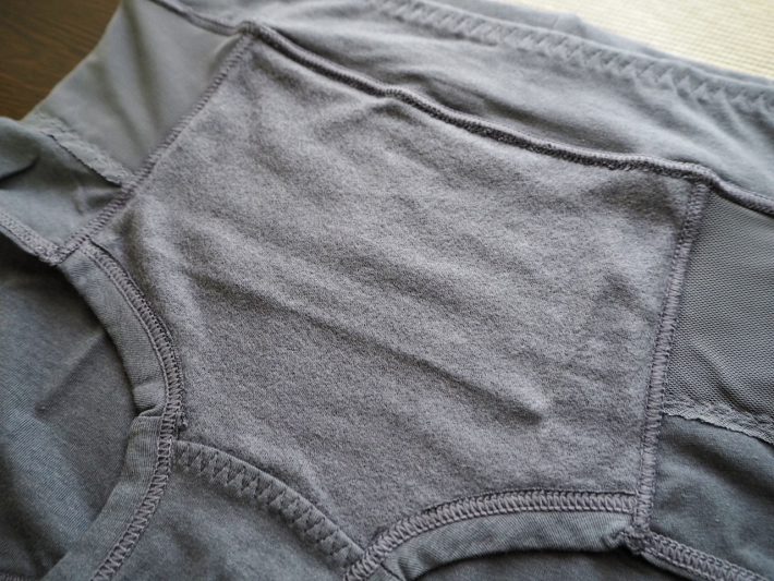 3coins_shortsforpelvicsupport